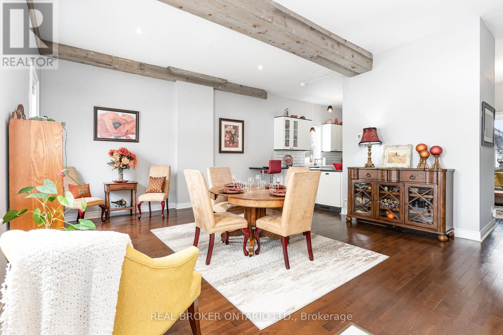 292 LAMBTON STREET W