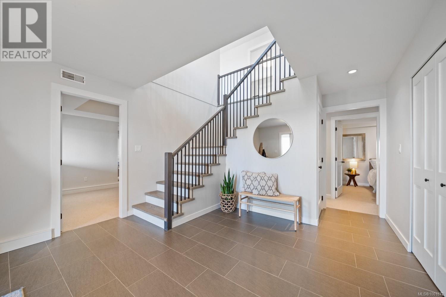 8077 Northwind Dr
