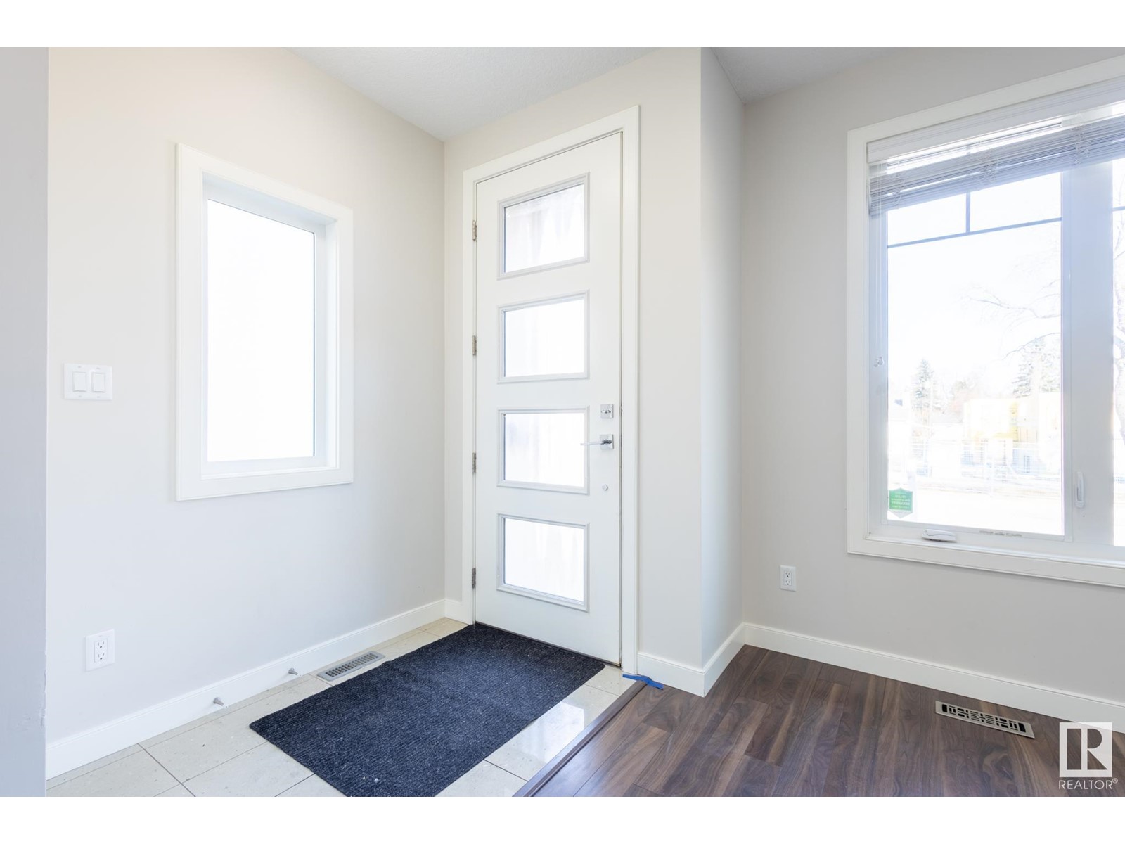 12212 124 ST NW