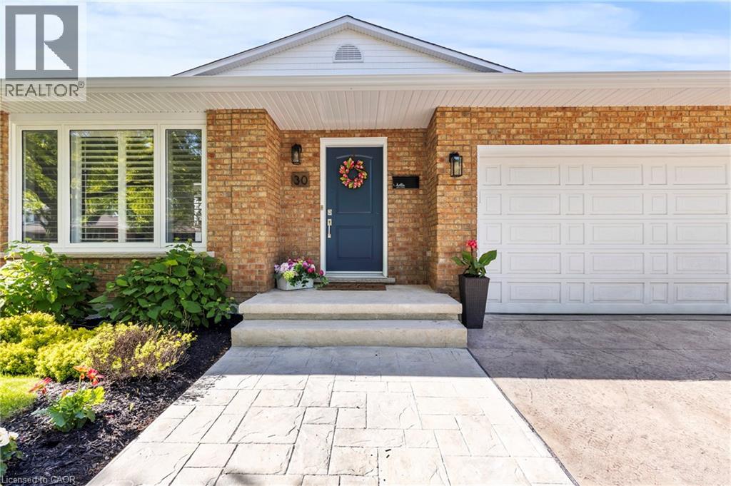 30 ORLANDO Drive