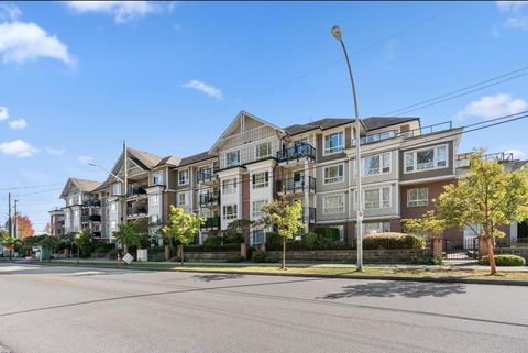 403 14960 102A AVENUE Surrey BC V3R6A3