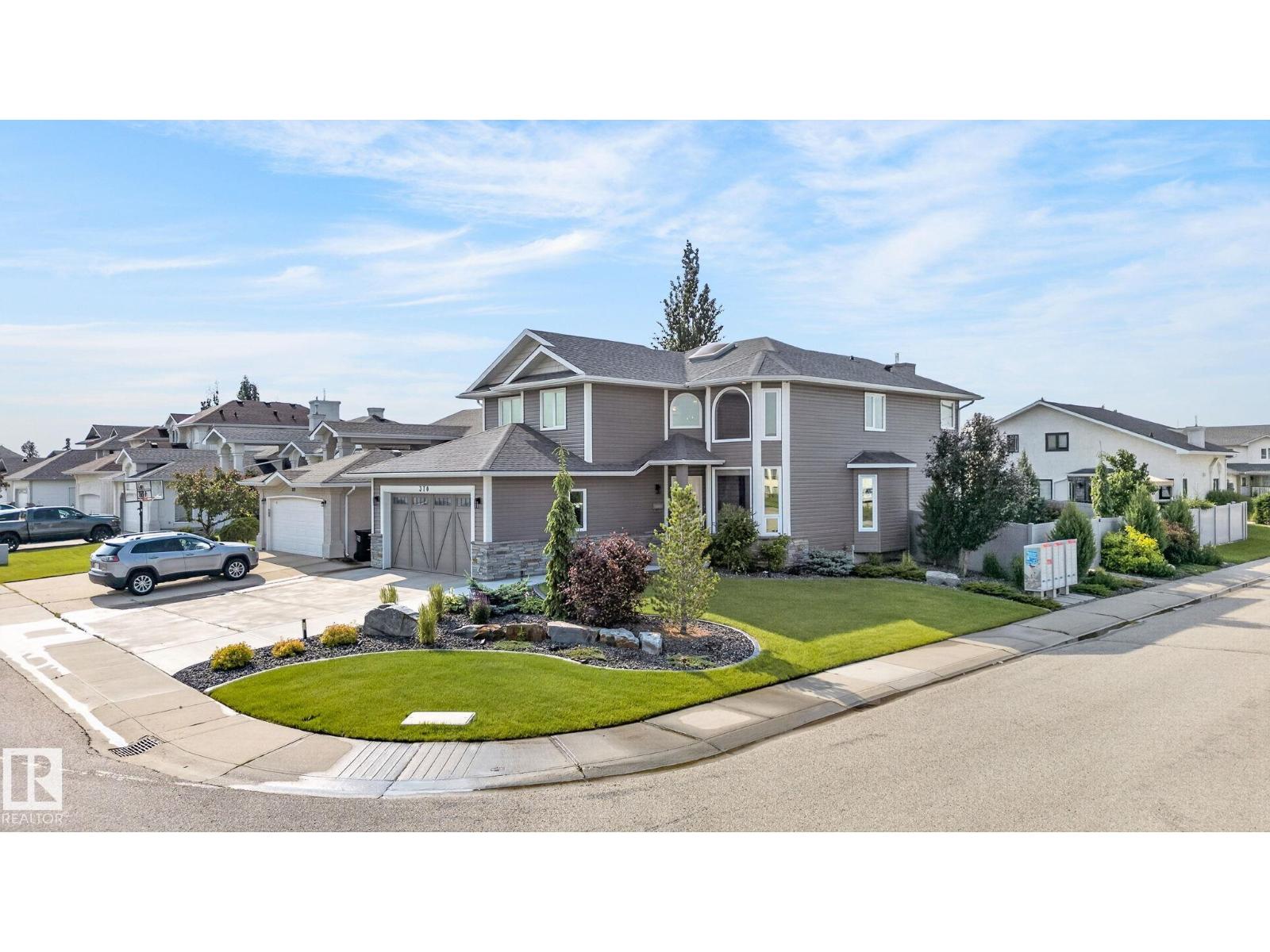 370 HOLLICK-KENYON RD NW