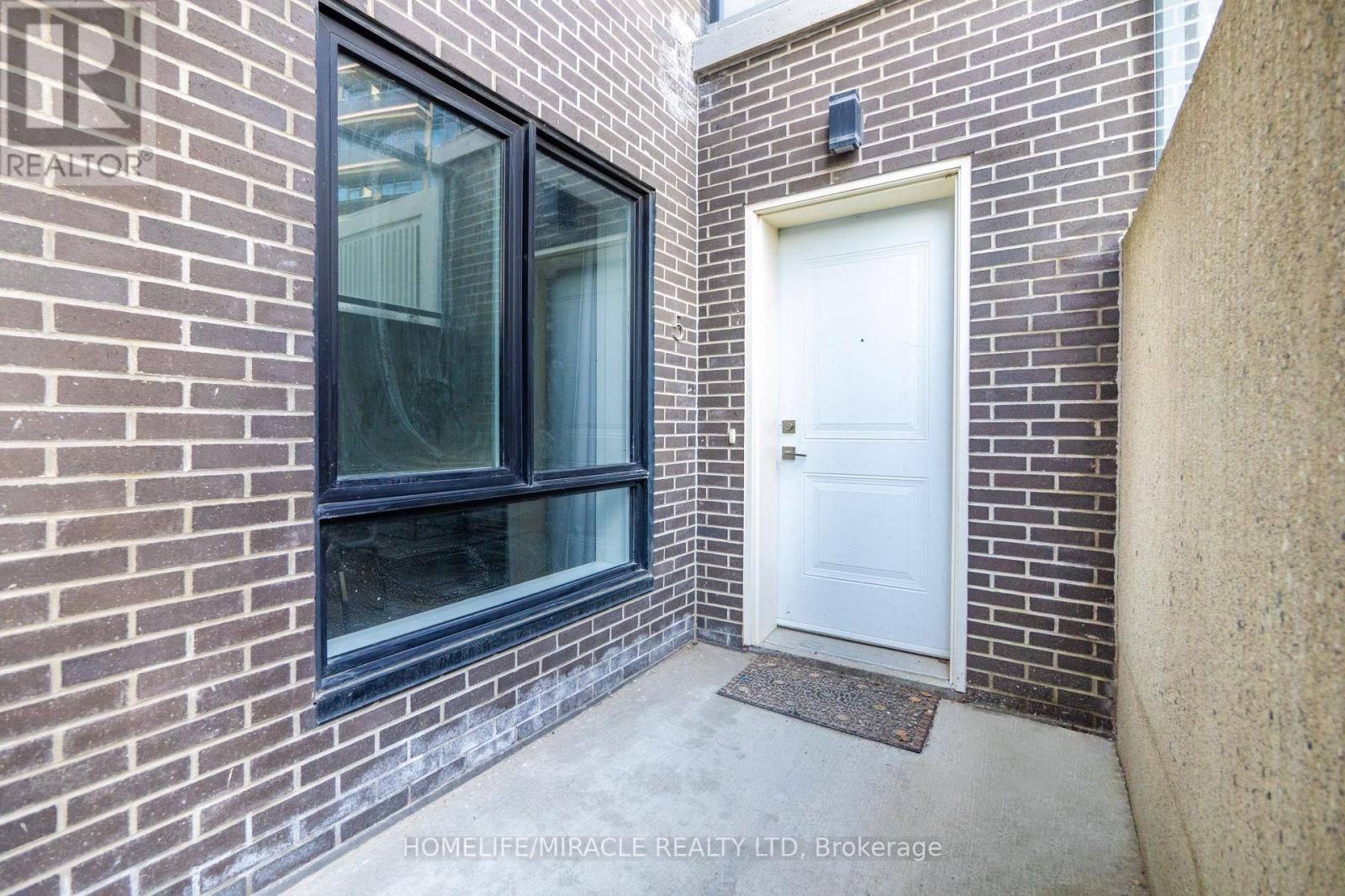 5B - 1430 HIGHLAND ROAD W