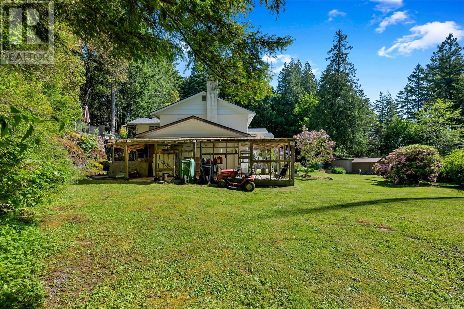 1121 Centremont Lane