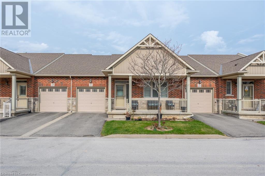 21 STICKLAND Lane