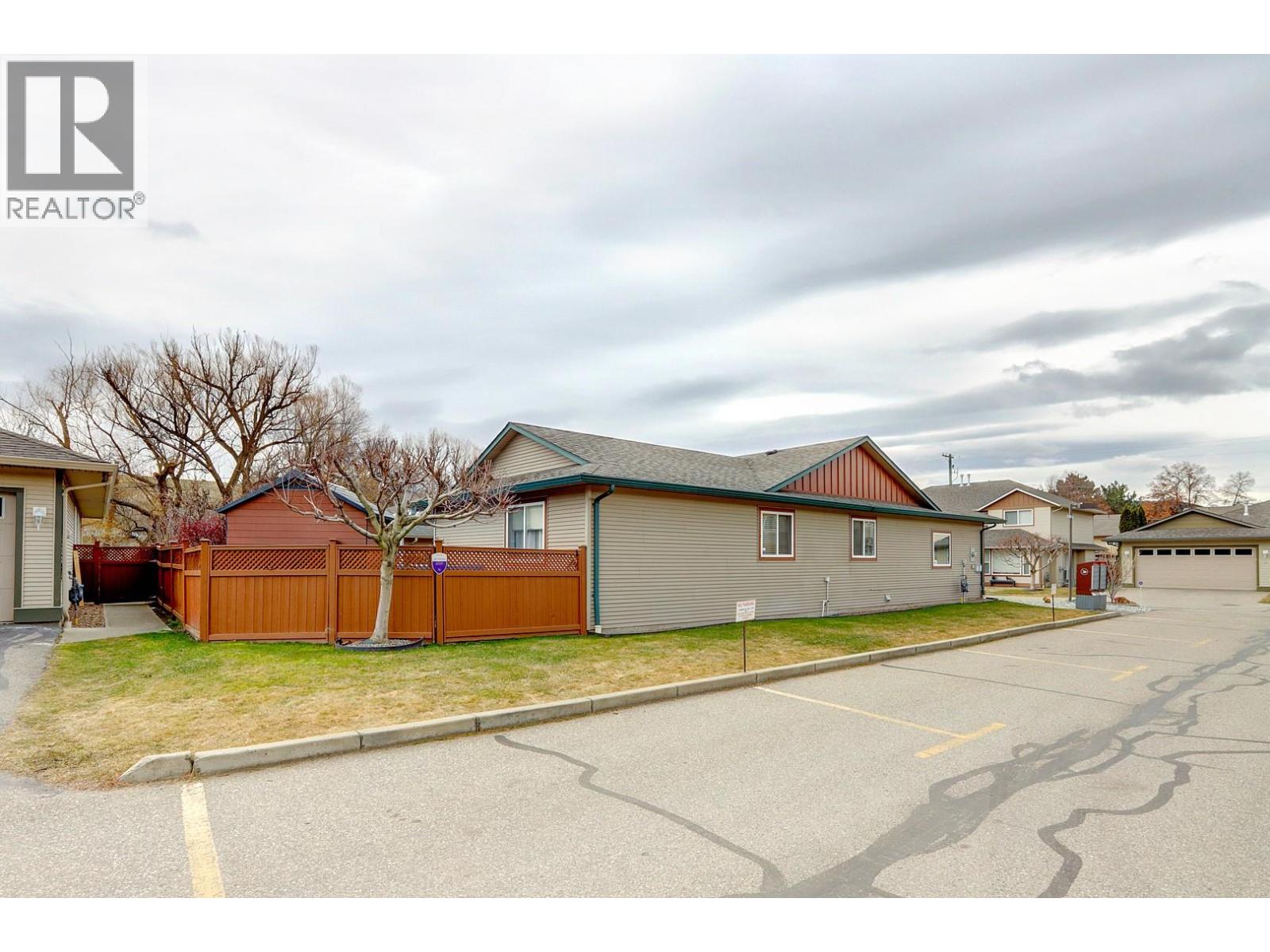 5200 25 Avenue Unit# 14
