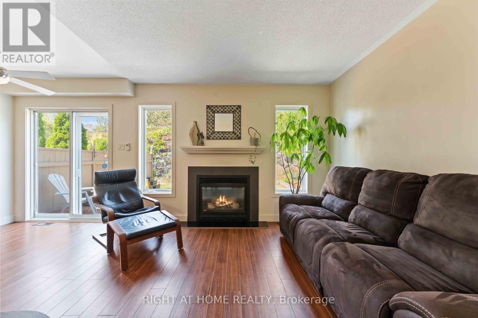 142 BLACKDOME CRESCENT