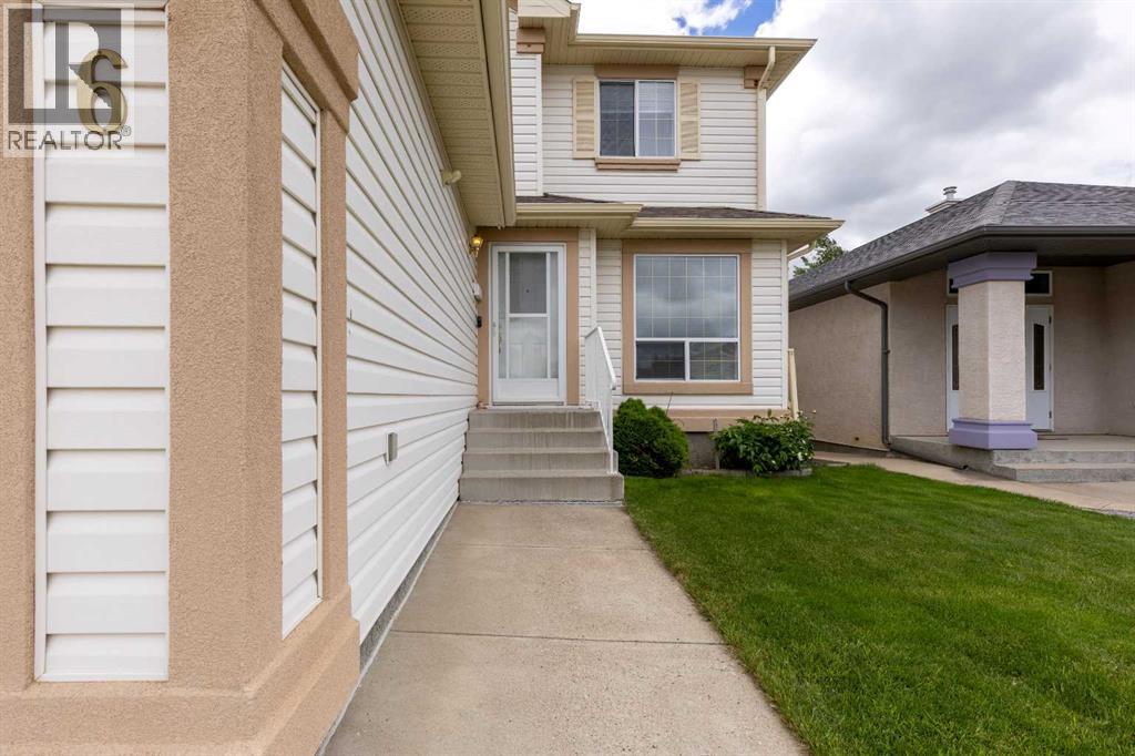 6 Fairmont Cove S