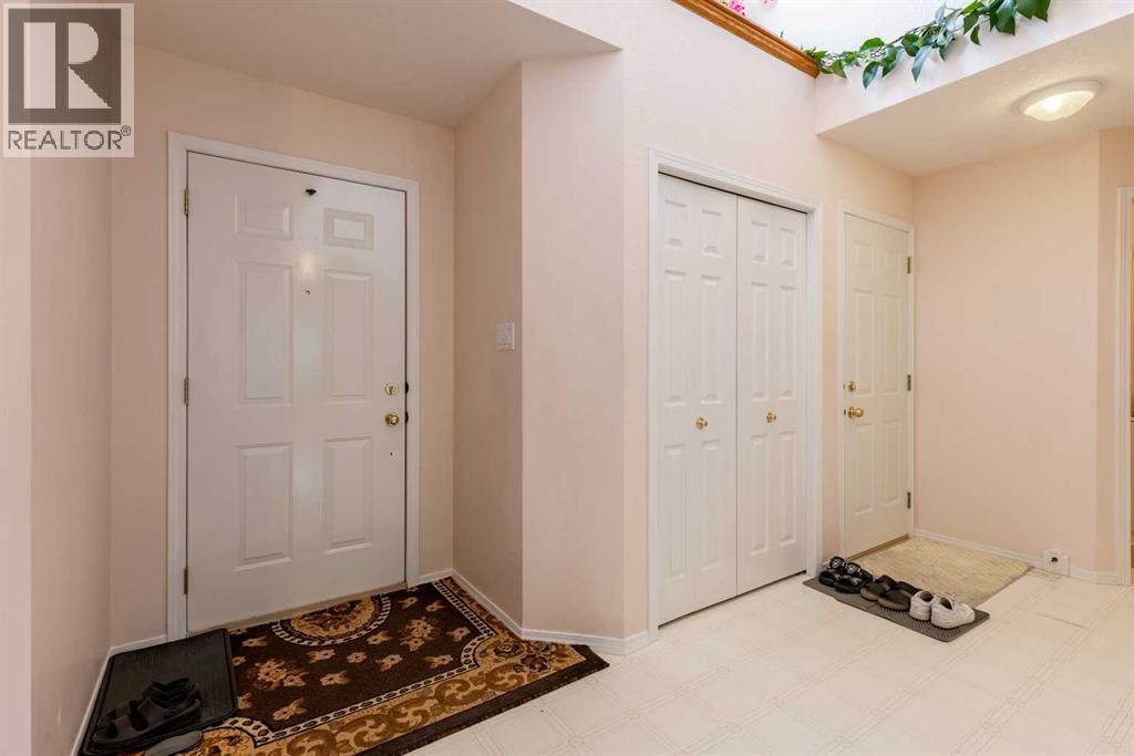 6 Fairmont Cove S