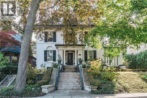 3 TURNER Avenue Hamilton ON L8P3K4