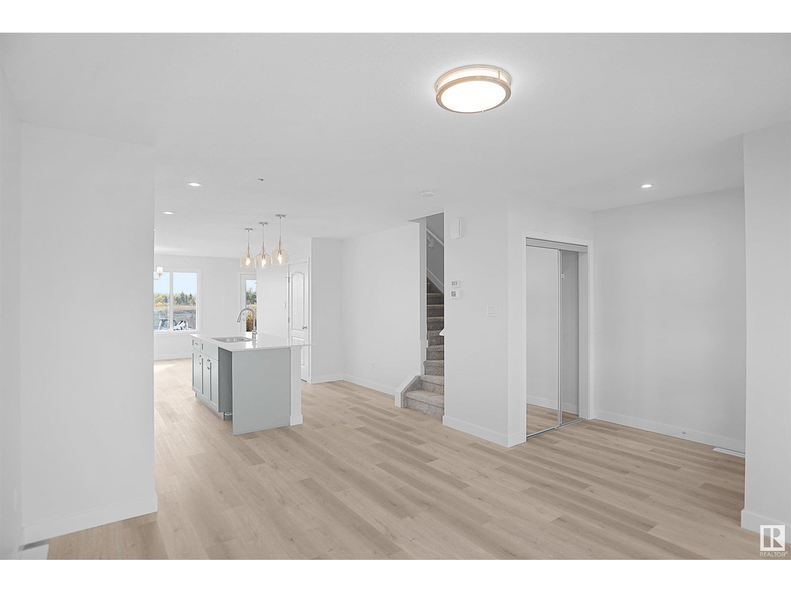 21027 25 AV NW