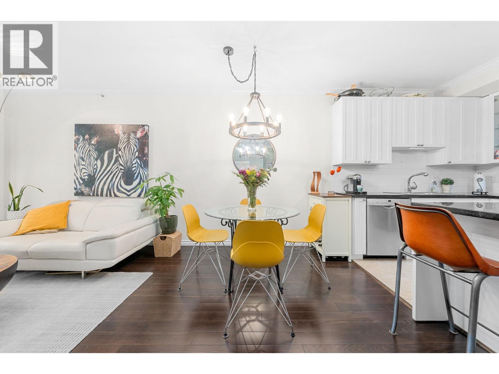 314 170 W 1ST STREET