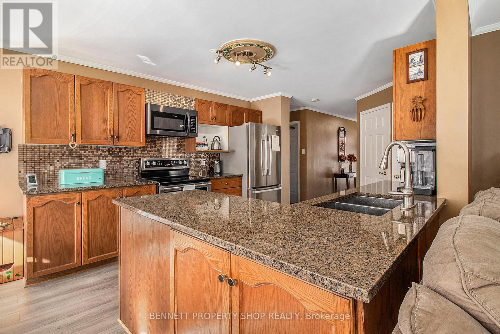 3 RIVER RIDGE CRESCENT