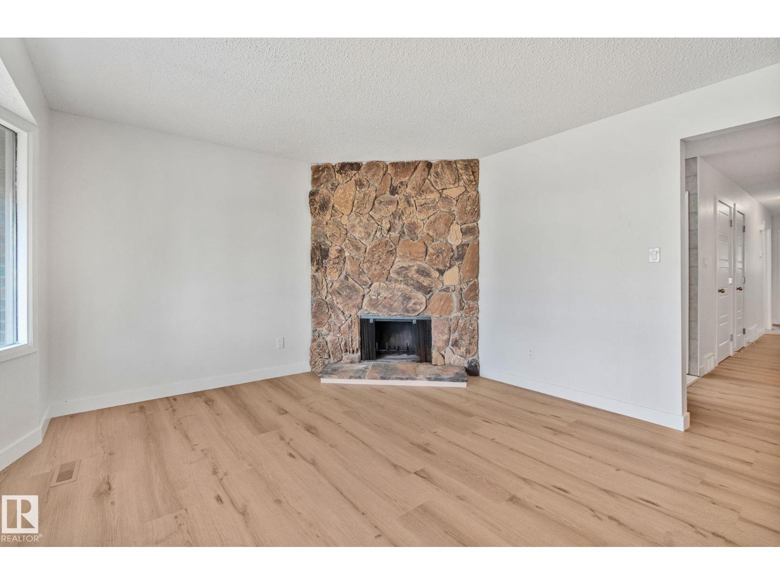 13321 119 ST NW NW