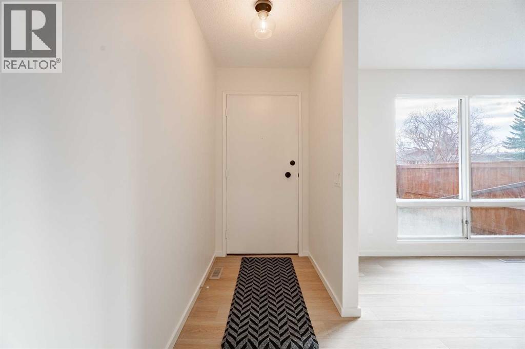 110, 330 Canterbury Drive SW