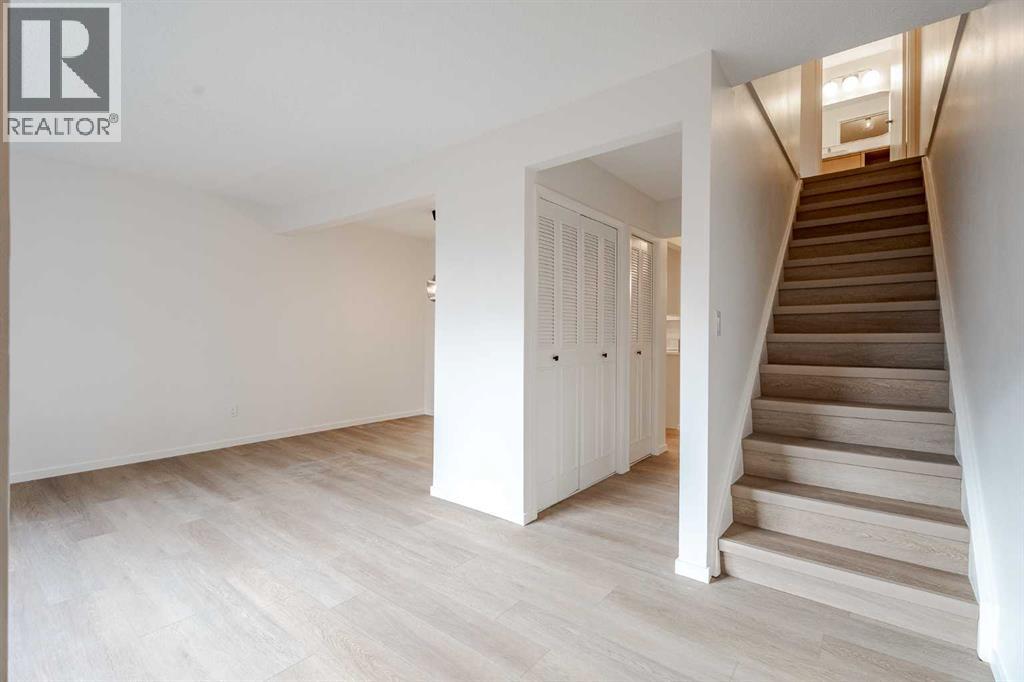 110, 330 Canterbury Drive SW