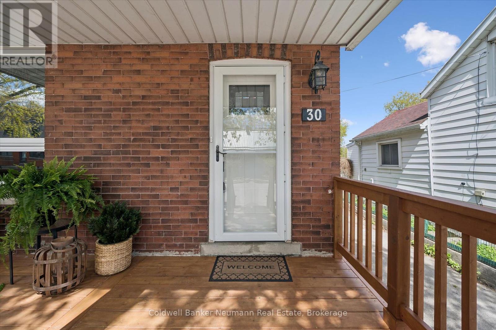 30 HURON STREET