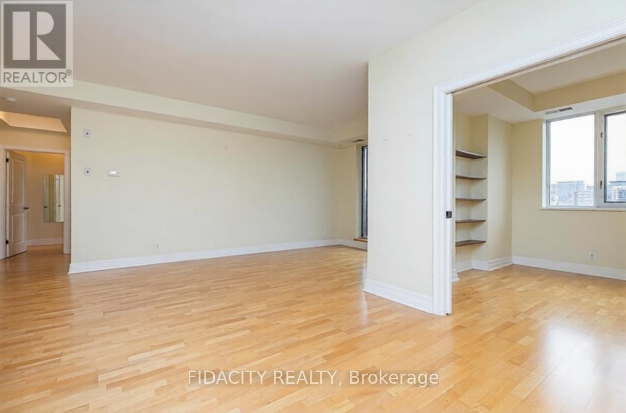 608 - 320 MCLEOD STREET