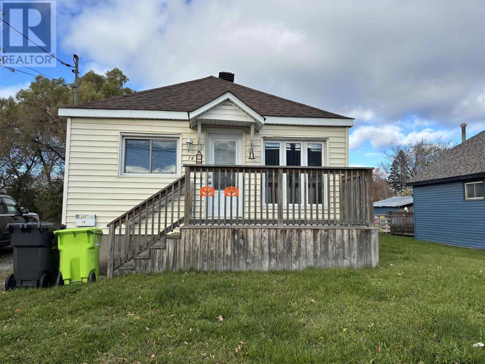Photo 1 of 2 — 78 McNabb ST, Sault Ste. Marie, ON P6B1X8
