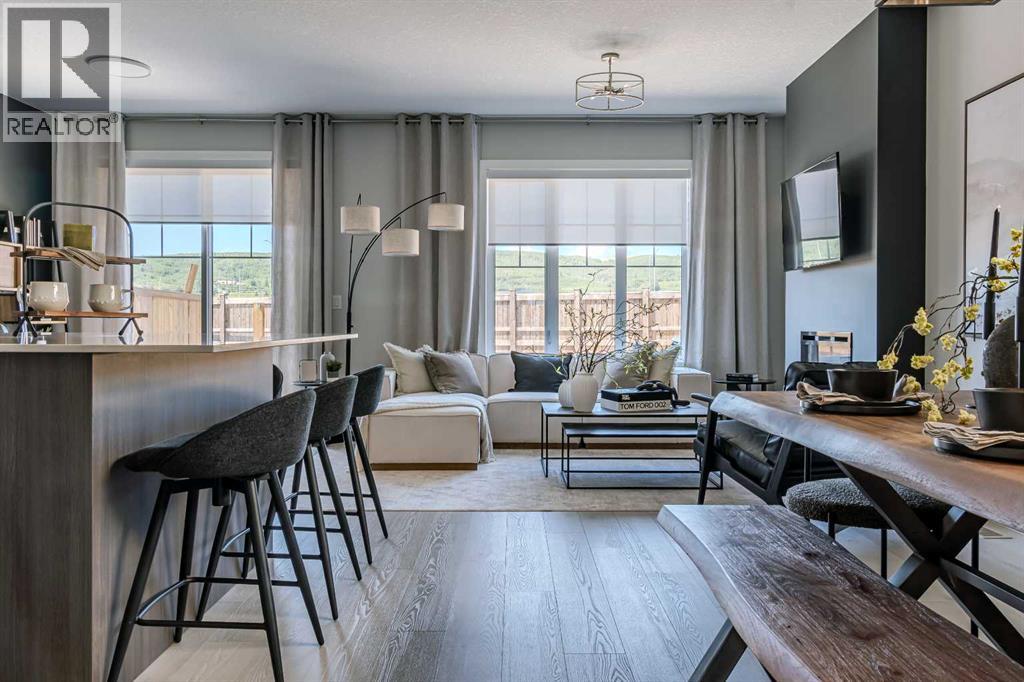 147 Greenwich Drive NW