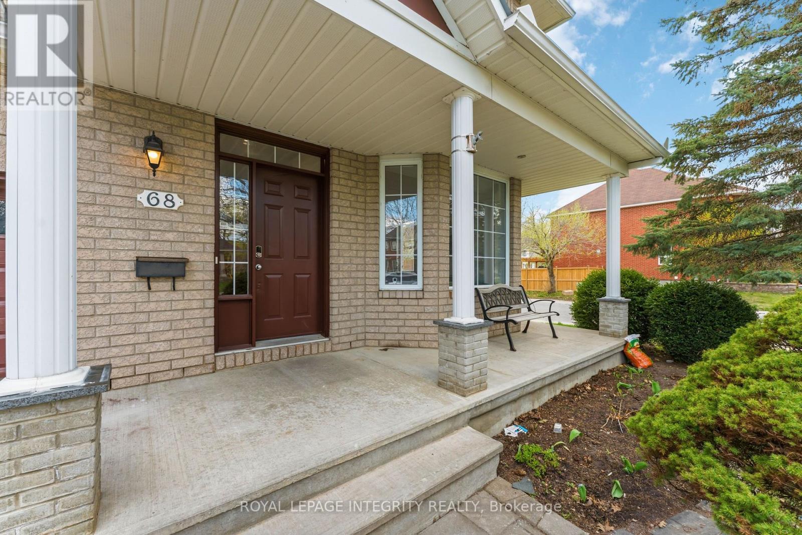 68 GREATWOOD CRESCENT