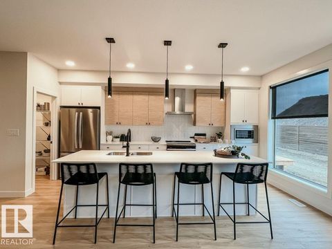 6909 51 AV Beaumont AB T4X3E4