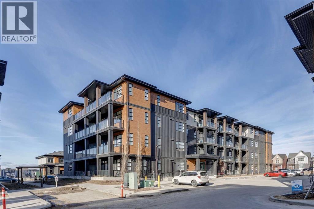 2302, 55 Lucas Way NW