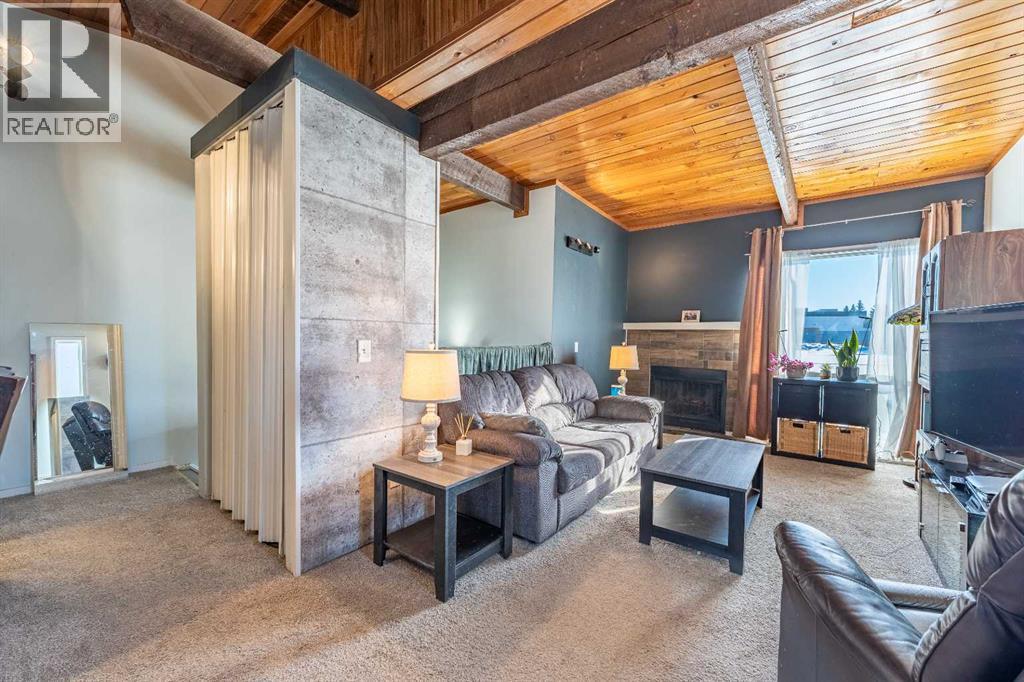 2648 Oakmoor Drive SW