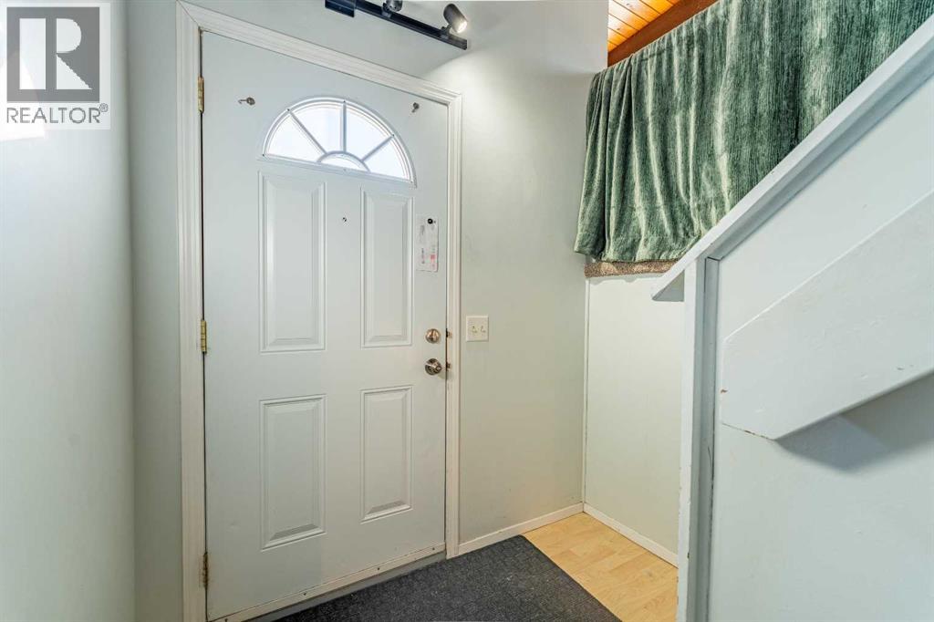 2648 Oakmoor Drive SW