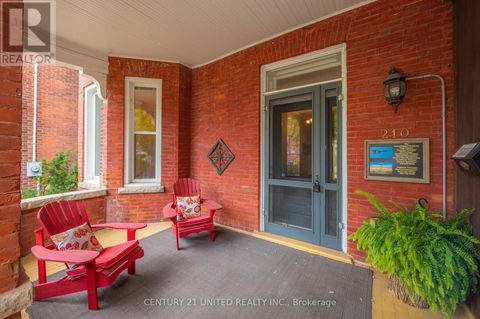 210 MCDONNEL STREET Peterborough (Town Ward 3) ON K9H2V9