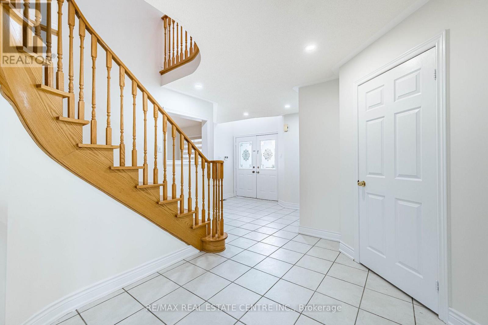 3469 OLD ORCHARD PARK DRIVE