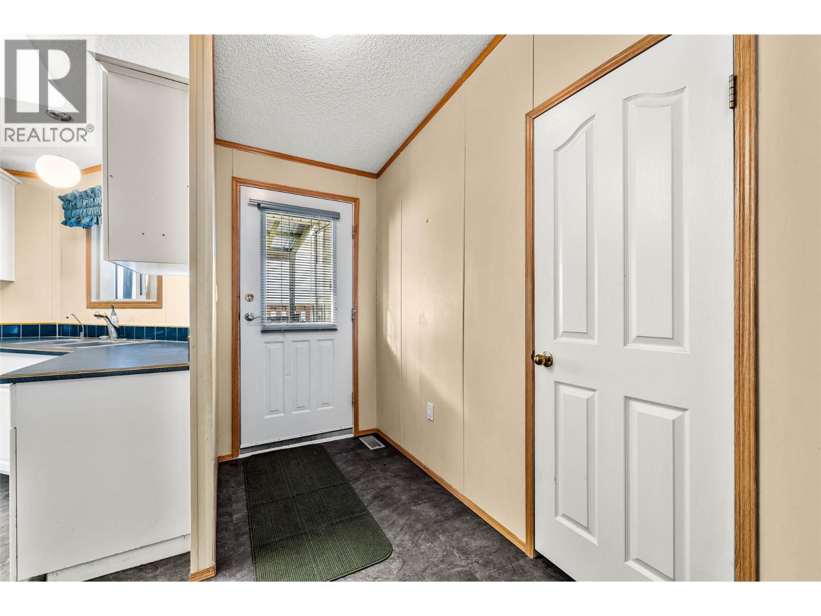 3099 SHUSWAP Road Unit# 40