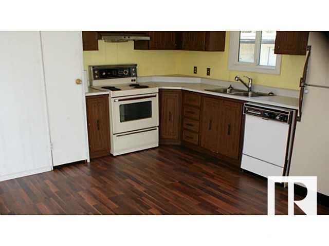 443 Westview CL NW