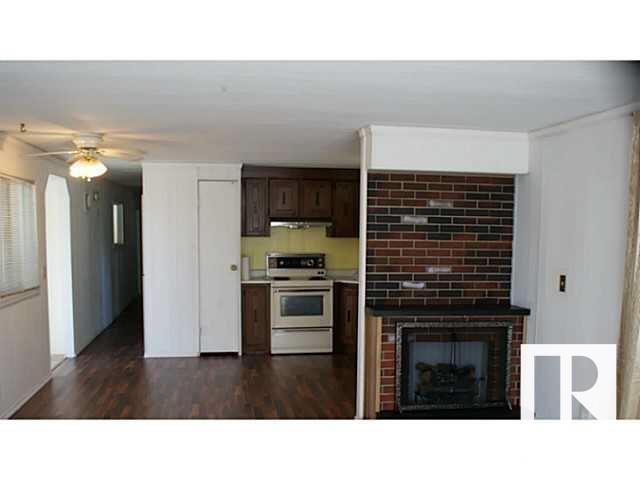 443 Westview CL NW