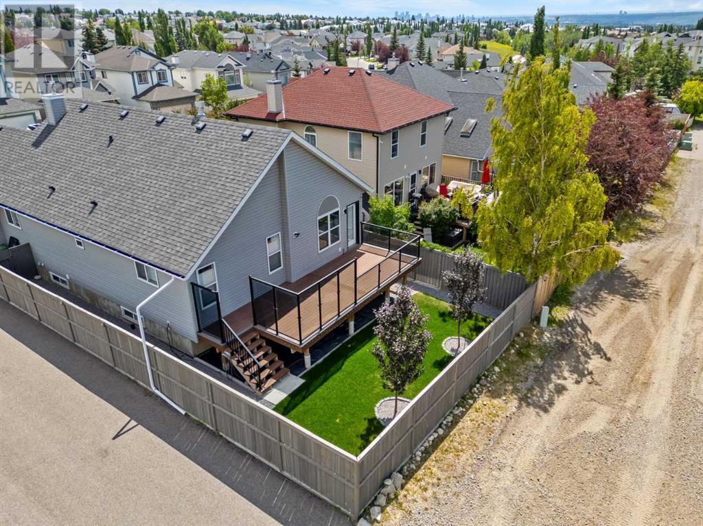 207 Arbour Butte Road NW