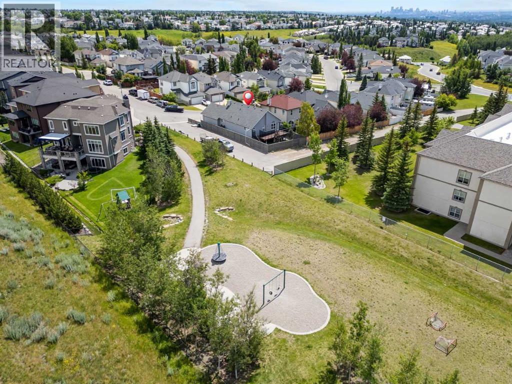 207 Arbour Butte Road NW