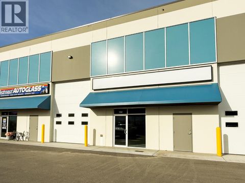 3196 Appaloosa Road Unit# 102 Kelowna BC V1V2G9