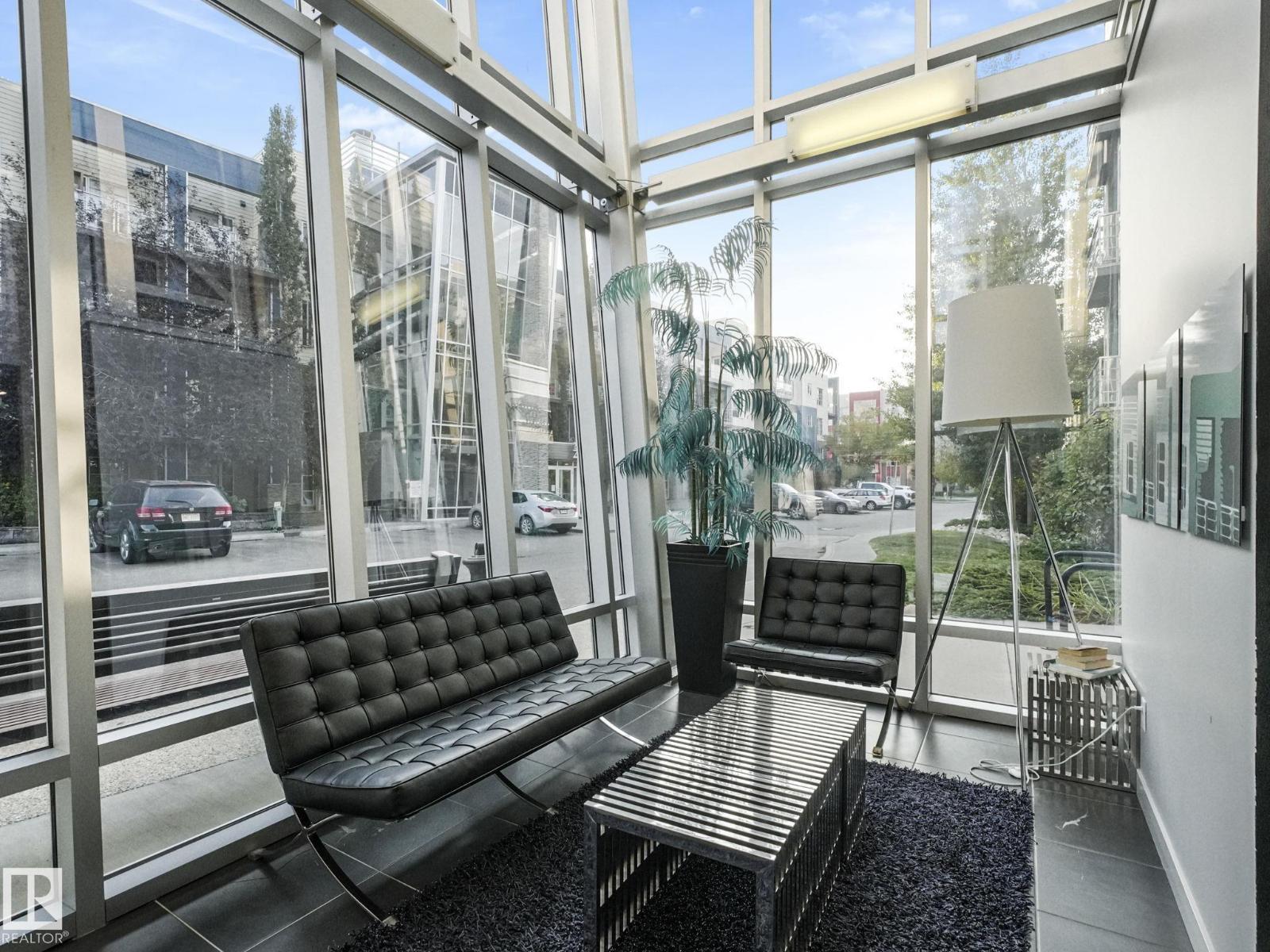 #316 2588 Anderson WY SW