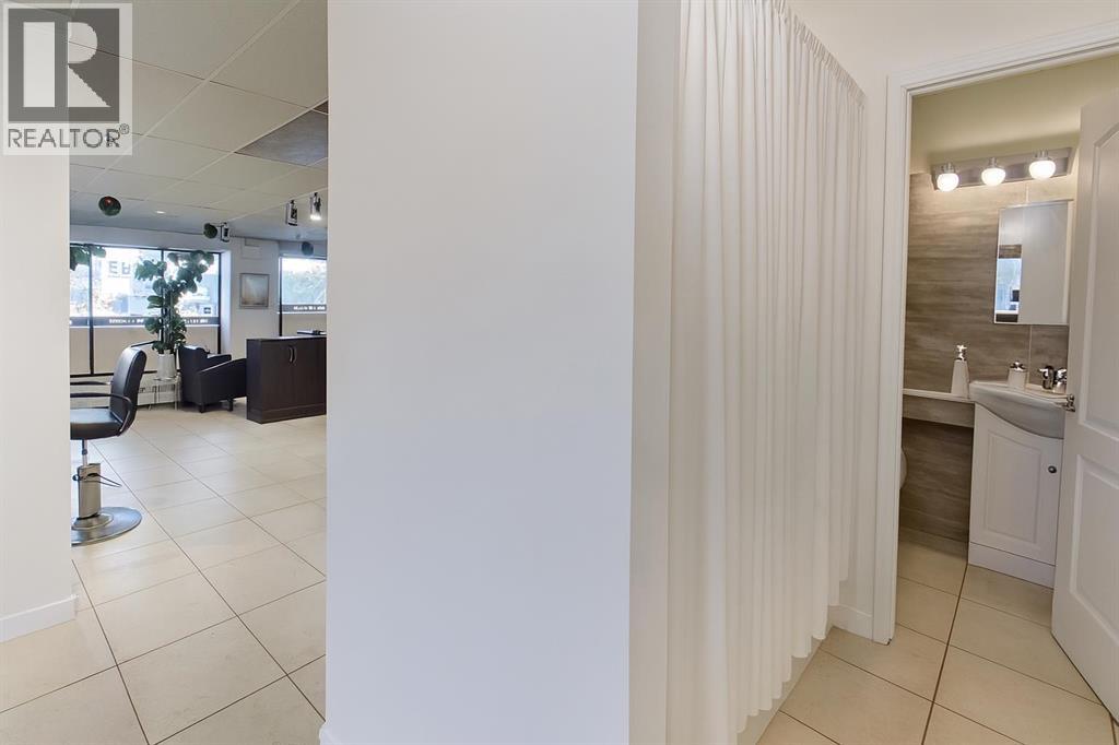 100, 2909 17 Avenue SW