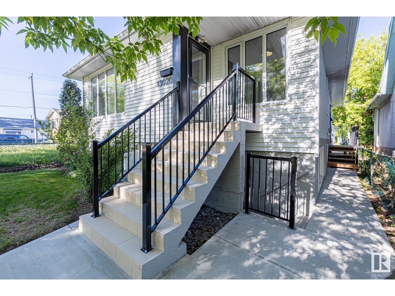 13020 65 ST NW