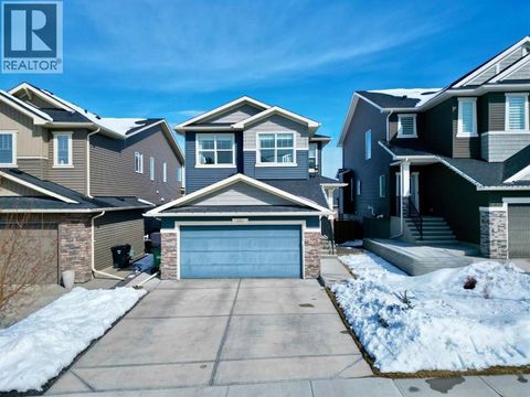 301 Crestmont Drive SW Calgary AB T3B6G9