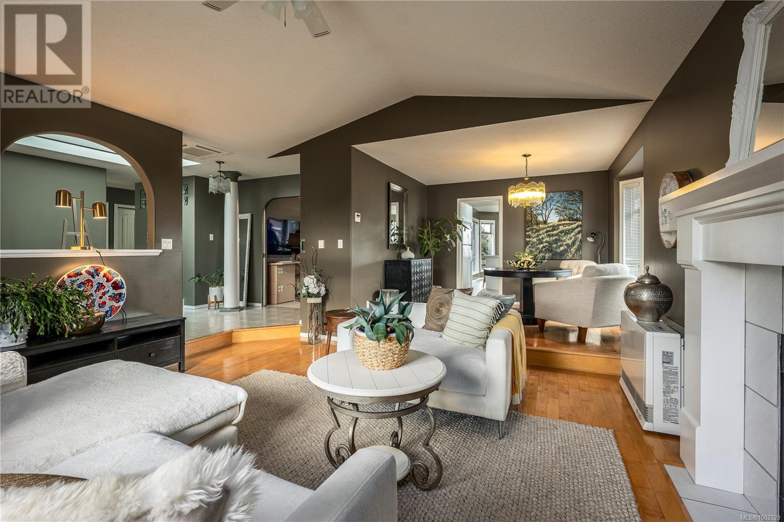 6268 Sechelt Dr