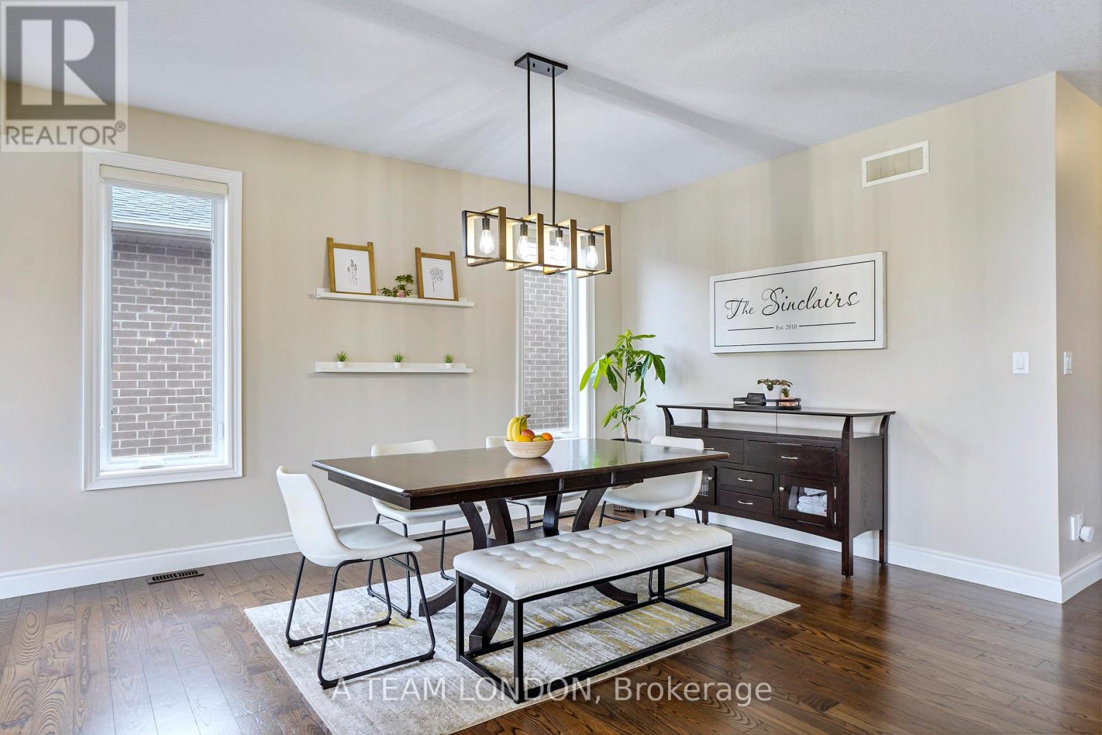 2479 SEVEN OAKS RIDGE