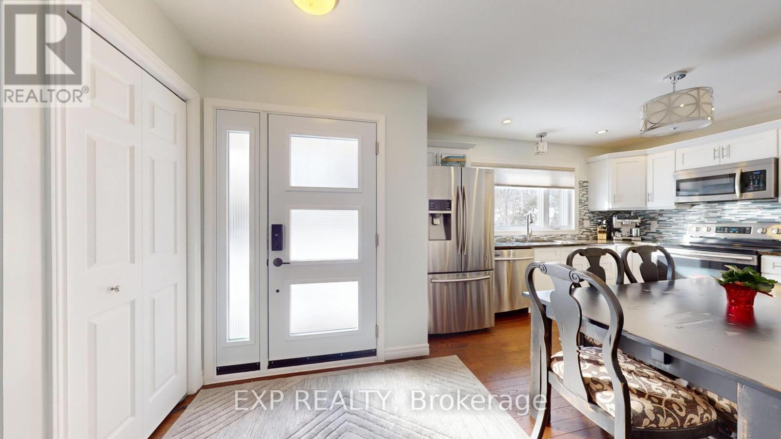 678 LAUDERDALE AVENUE