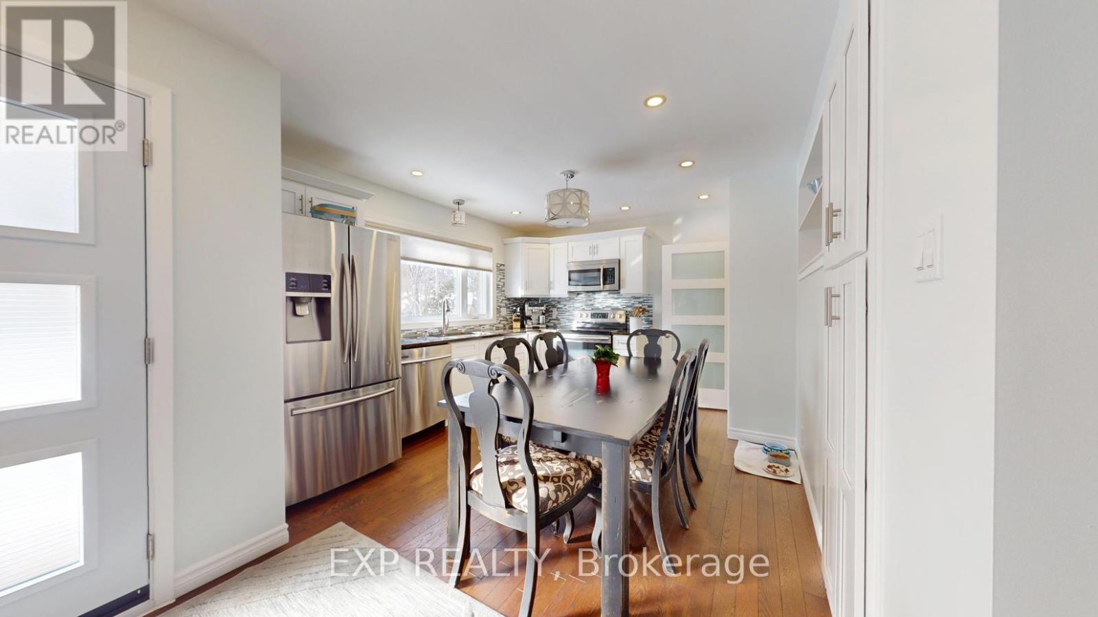 678 LAUDERDALE AVENUE