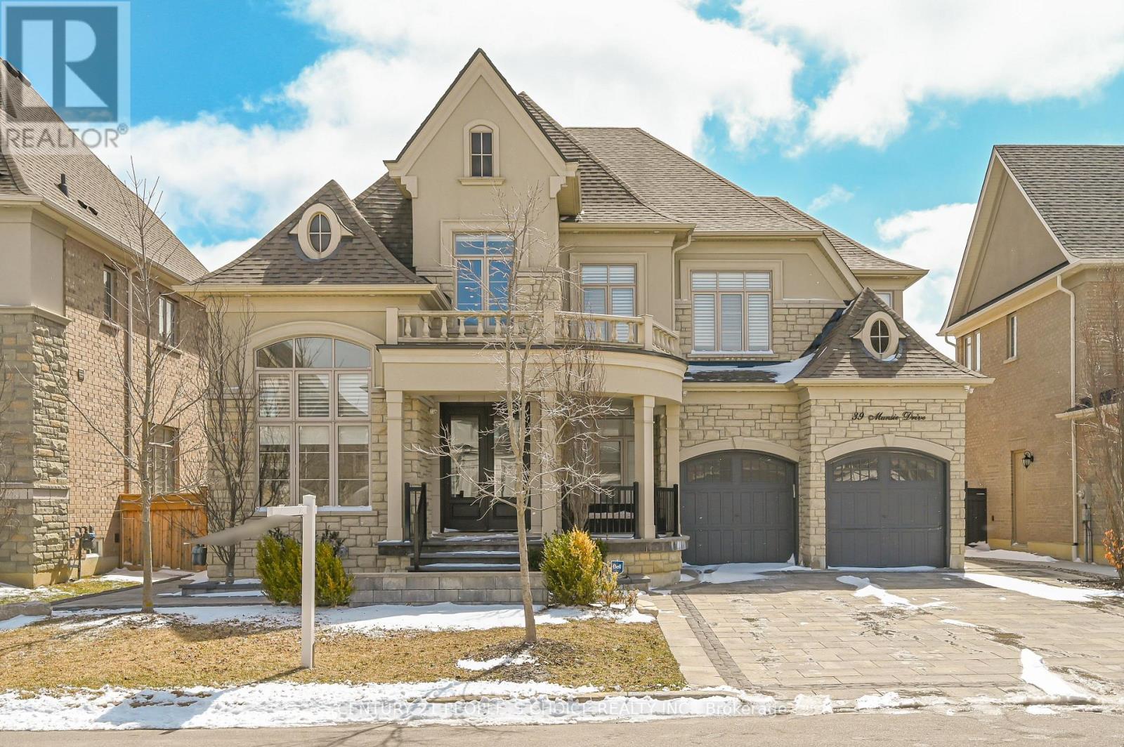 39 MUNSIE DRIVE