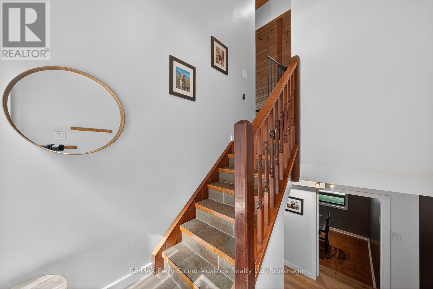 34 SILVER POINT DRIVE