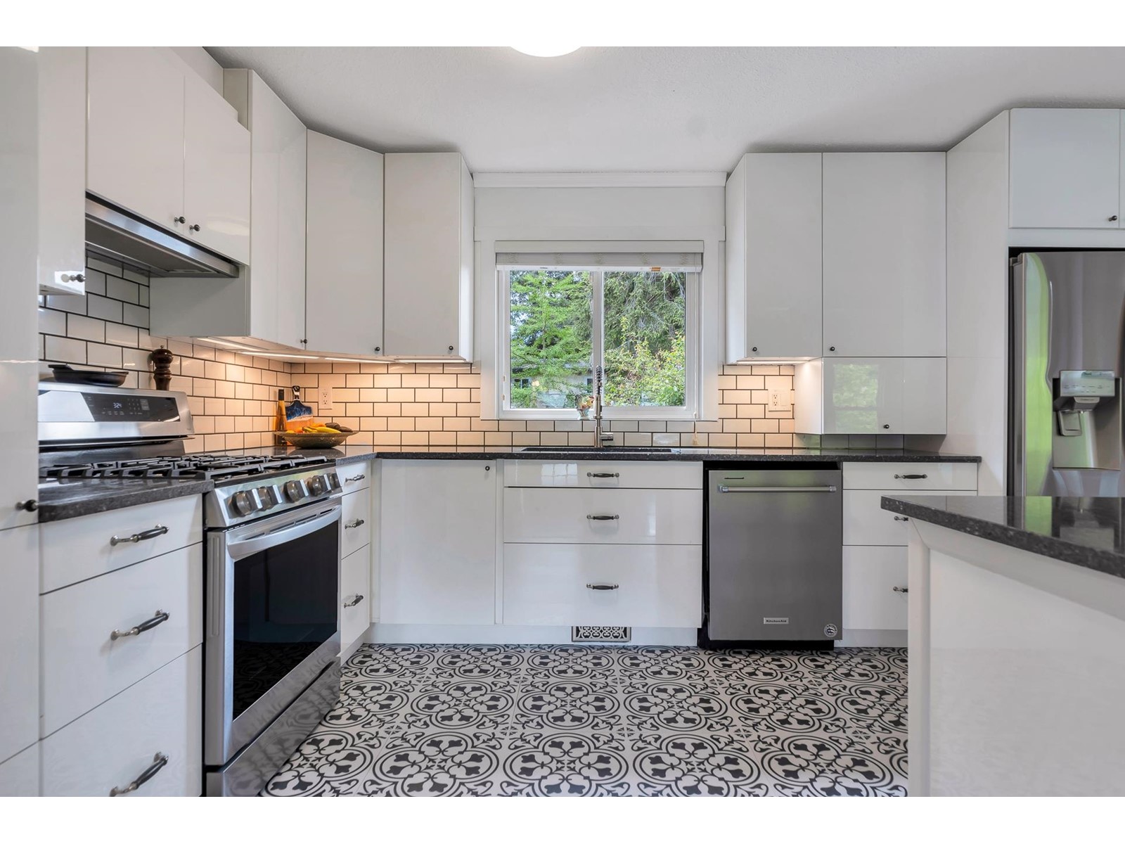 8067 WAXBERRY CRESCENT