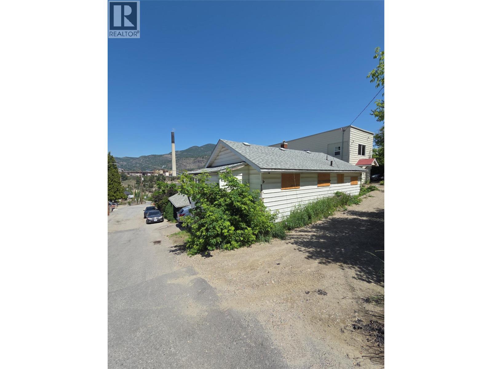 304 McAnally Street