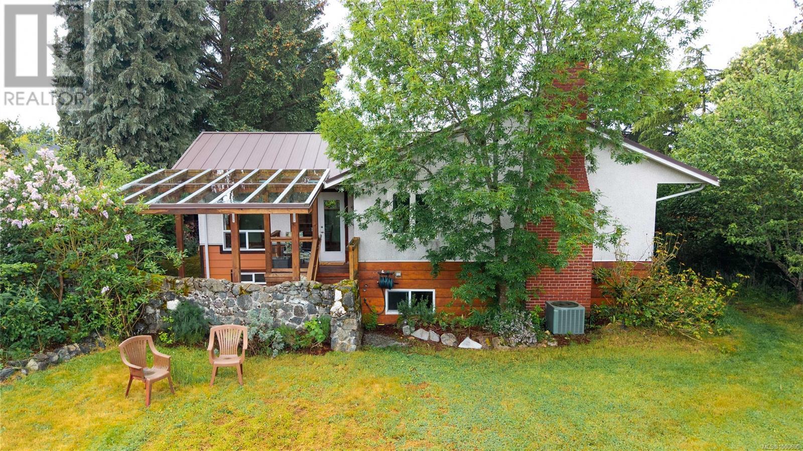 815 Elrick Pl